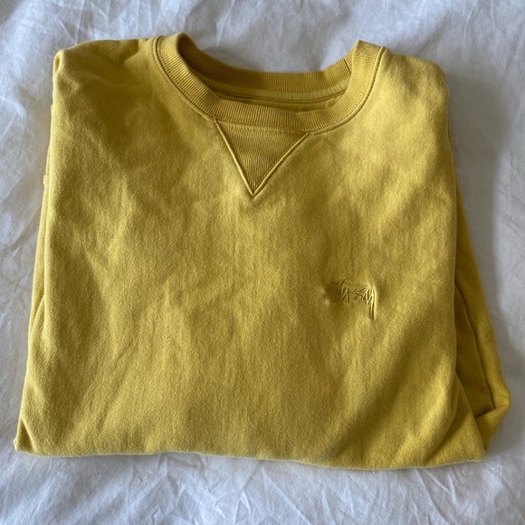 Stussy Yellow Crewneck - Picture 1 of 4